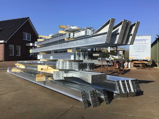 Staalconstructie 13,4x30 meter (ca. 402 m2) - afbeelding 3 van  10