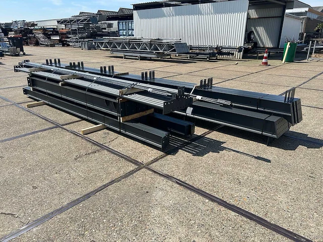 Staalconstructie 13.95 x 20.00 meter (279m2) - afbeelding 11 van  11
