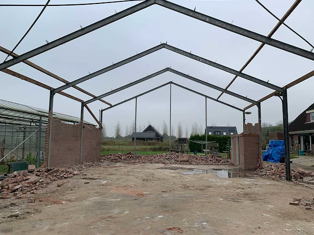 Staalconstructie (13x20 mtr) (260m2) - afbeelding 8 van  15