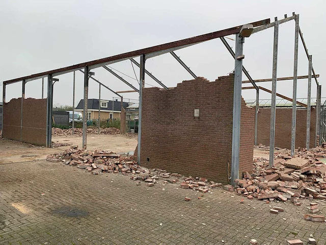 Staalconstructie (13x20 mtr) (260m2) - afbeelding 12 van  15