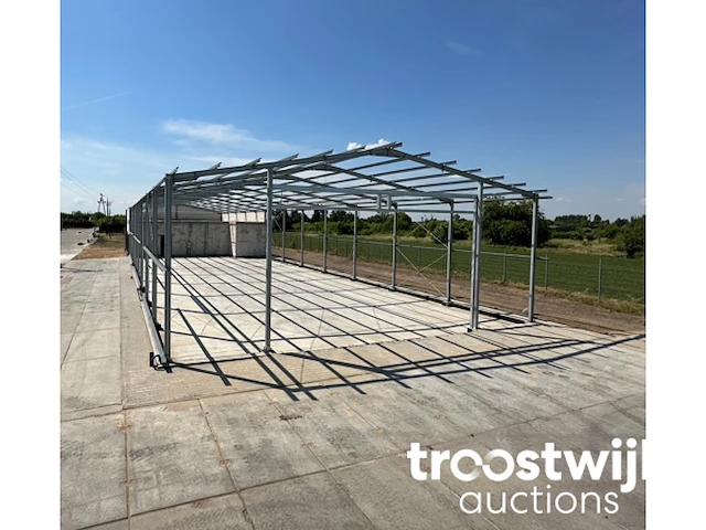 Staalconstructie 14 x 60 (ca 840m2) - afbeelding 1 van  6