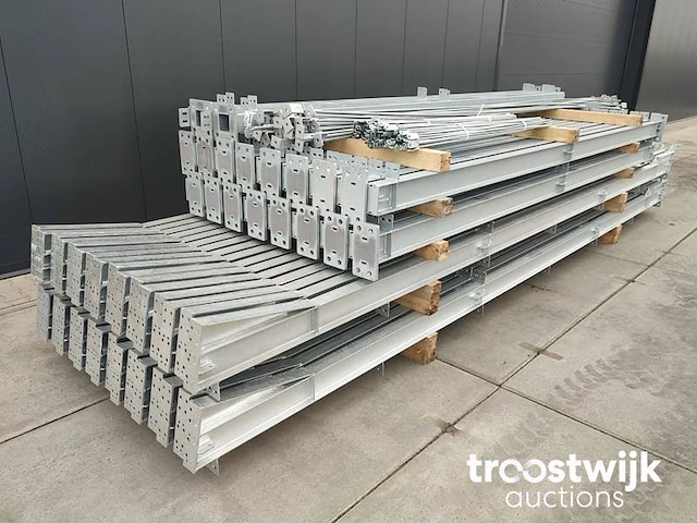 Staalconstructie 14 x 60 (ca 840m2) - afbeelding 3 van  6