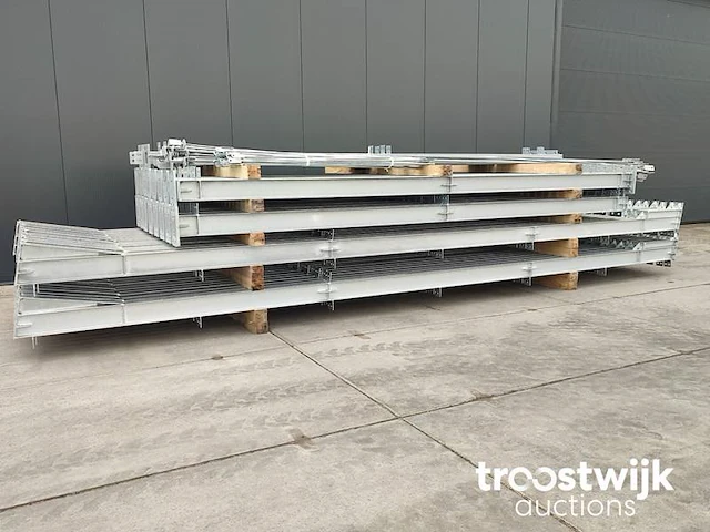 Staalconstructie 14 x 60 (ca 840m2) - afbeelding 5 van  6
