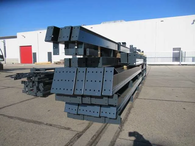 Staalconstructie 15 x 40 meter (600m2) - afbeelding 9 van  27