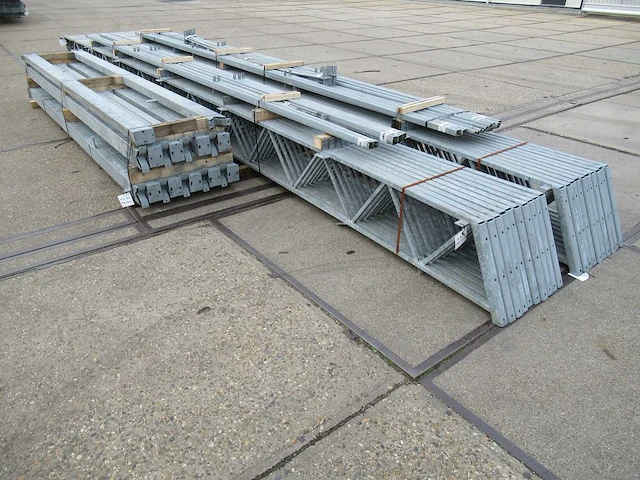 Staalconstructie 15.00 x 36.00 meter (540m2) - afbeelding 2 van  14