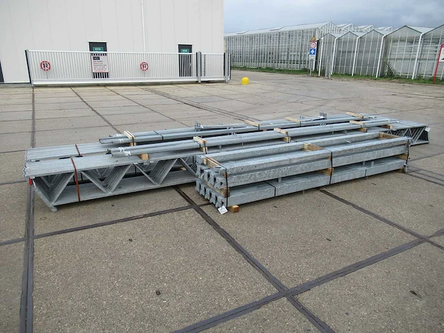 Staalconstructie 15.00 x 36.00 meter (540m2) - afbeelding 6 van  14