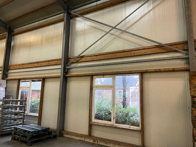 Staalconstructie (15,00x50,00 mtr) (750 m2) - afbeelding 12 van  44