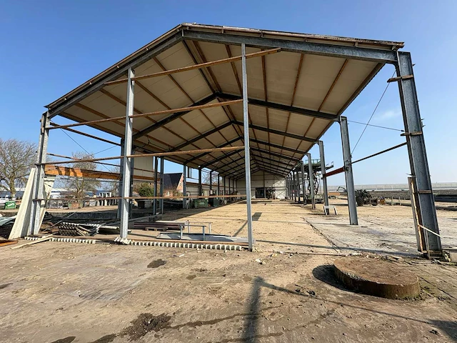 Staalconstructie (15,00x50,00 mtr) (750 m2) - afbeelding 1 van  44