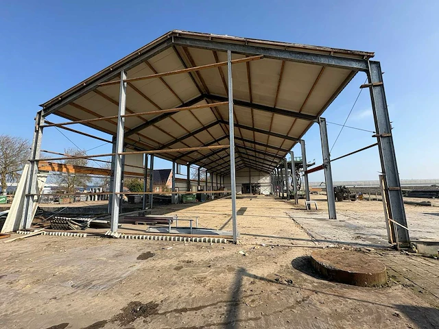Staalconstructie (15,00x50,00 mtr) (750 m2) - afbeelding 3 van  44