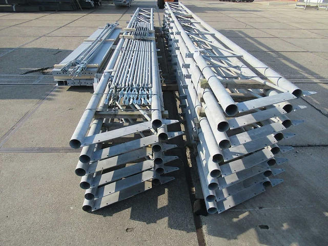 Staalconstructie 16.00 x 24.00 meter (384m2) - afbeelding 9 van  10