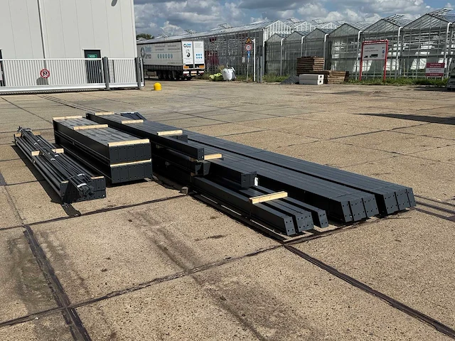 Staalconstructie 17 x 30 meter (510m2) - afbeelding 10 van  12