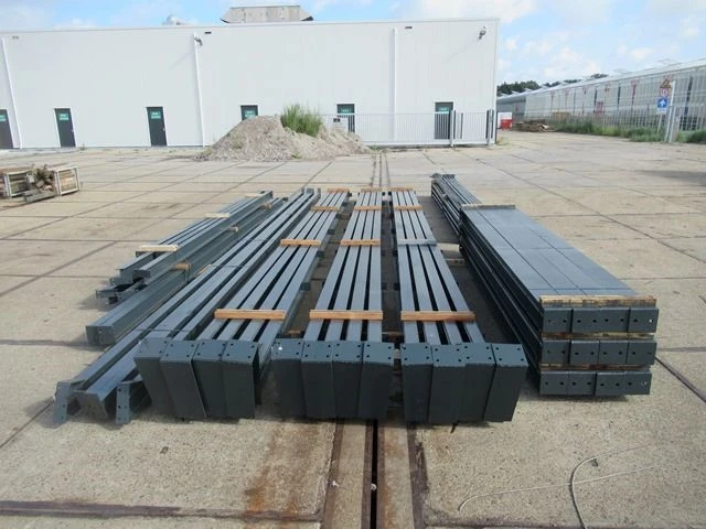 Staalconstructie 18 x 35 meter (630m2) - afbeelding 1 van  17