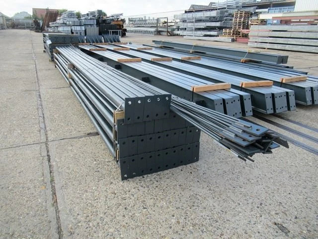 Staalconstructie 18 x 35 meter (630m2) - afbeelding 13 van  17