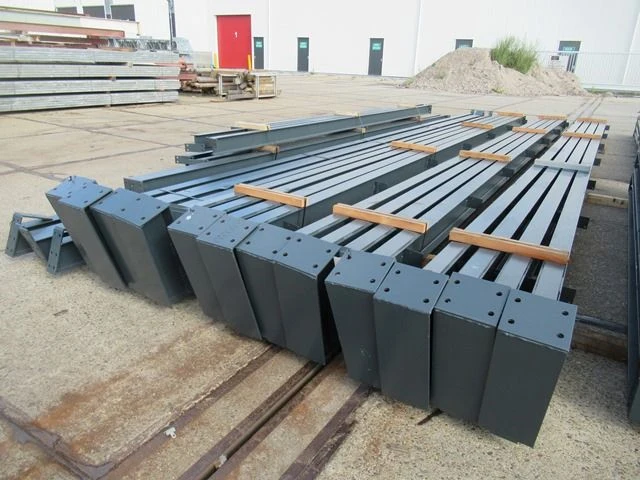 Staalconstructie 18 x 35 meter (630m2) - afbeelding 15 van  17