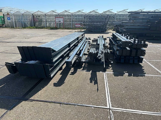 Staalconstructie 18 x 40 meter (720m2) - afbeelding 17 van  18