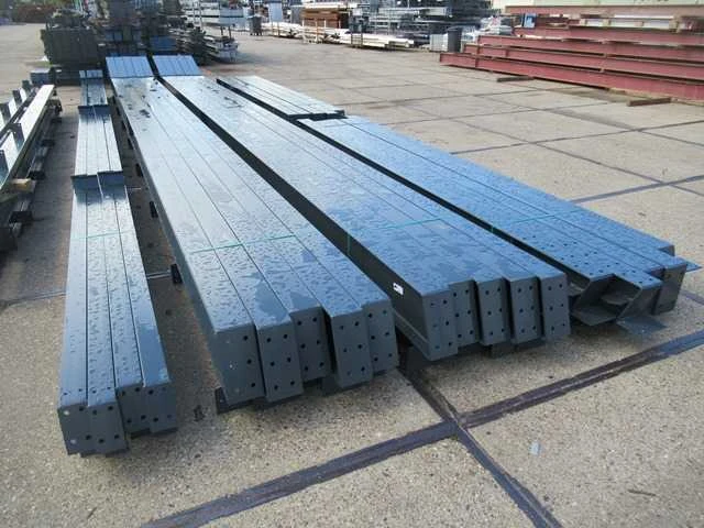 Staalconstructie 20 x 30 meter (600m2) - afbeelding 3 van  20