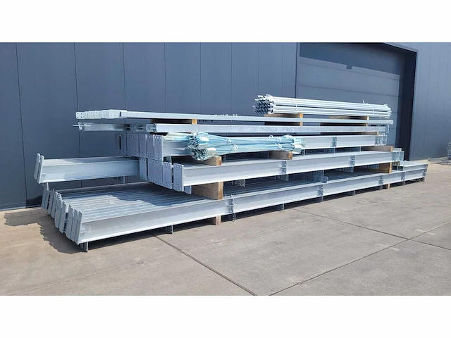 Staalconstructie (20 x 50mtr) - afbeelding 2 van  7