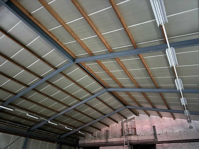 Staalconstructie (21,00x35,00 mtr) (735m2) - afbeelding 12 van  42