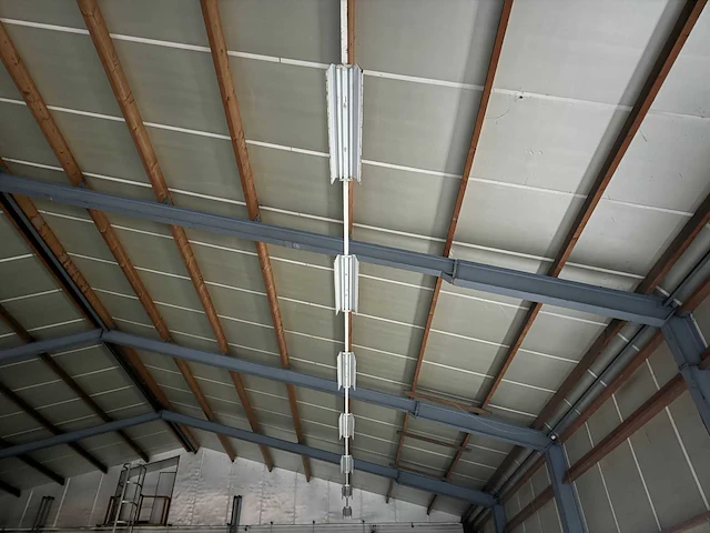 Staalconstructie (21,00x35,00 mtr) (735m2) - afbeelding 13 van  42