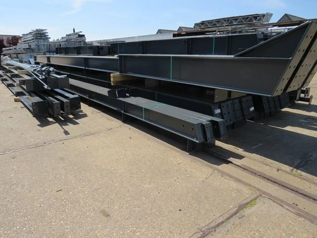 Staalconstructie 22 x 50 meter (1100m2) - afbeelding 21 van  26