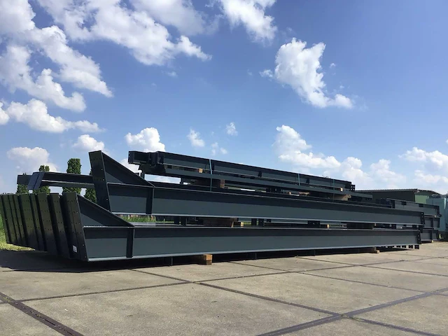 Staalconstructie 22x50 meter (ca. 1100m2) - afbeelding 4 van  13