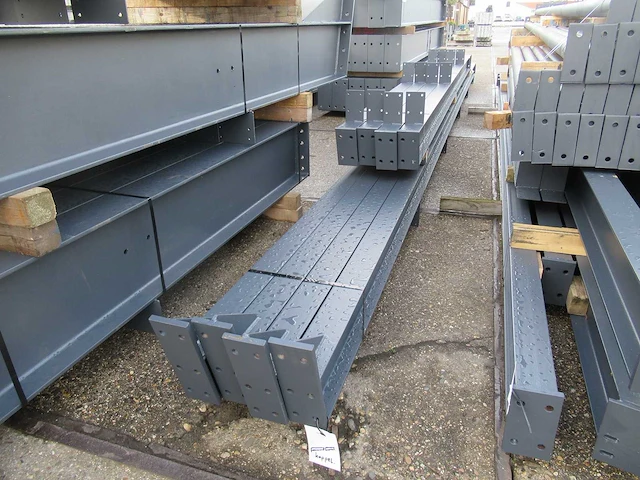 Staalconstructie 25 x 45 meter (1125m2) - afbeelding 5 van  21