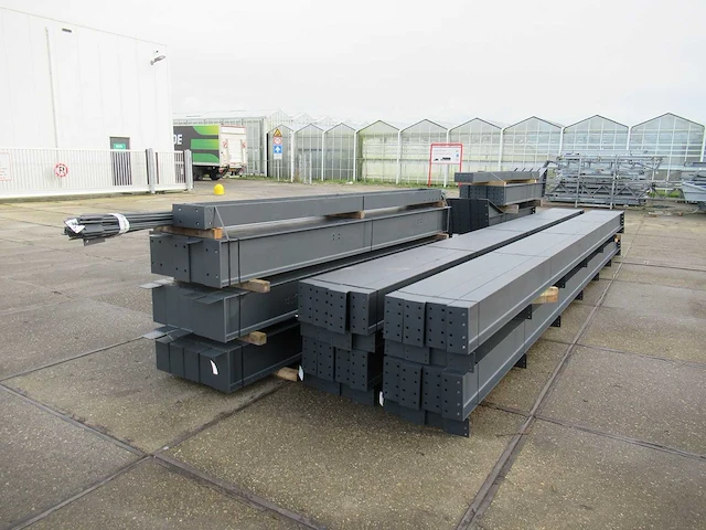 Staalconstructie 25 x 45 meter (1125m2) - afbeelding 18 van  21