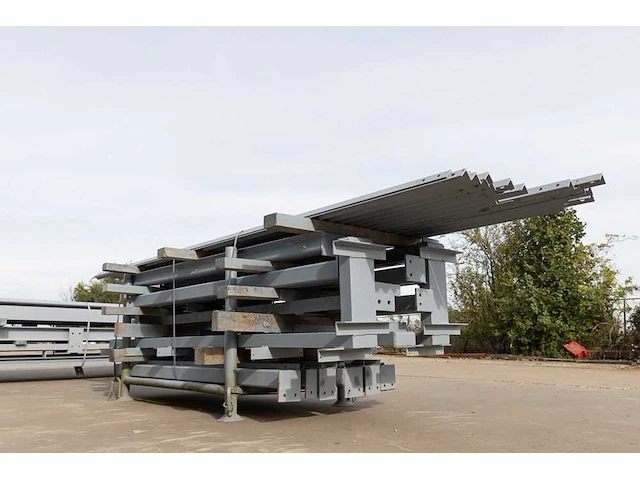 Staalconstructie 25x49 meter – hal met kantoor - afbeelding 2 van  87