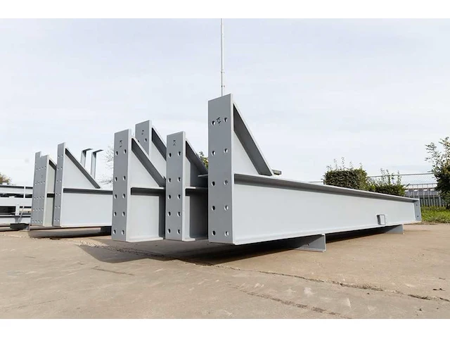 Staalconstructie 25x49 meter – hal met kantoor - afbeelding 21 van  87