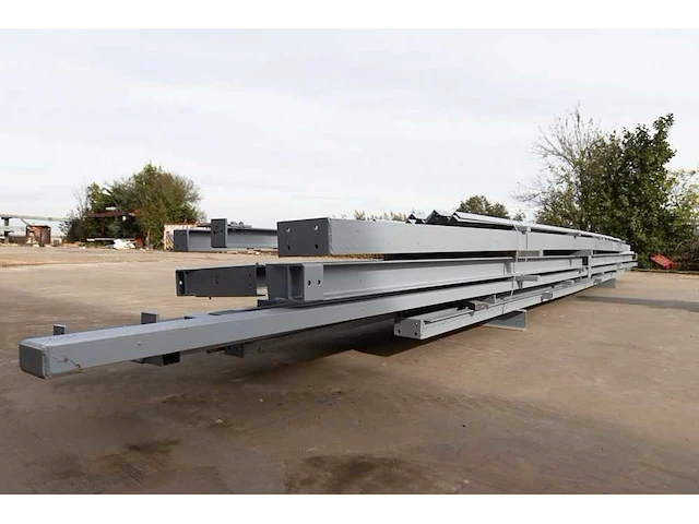 Staalconstructie 25x49 meter – hal met kantoor - afbeelding 12 van  87