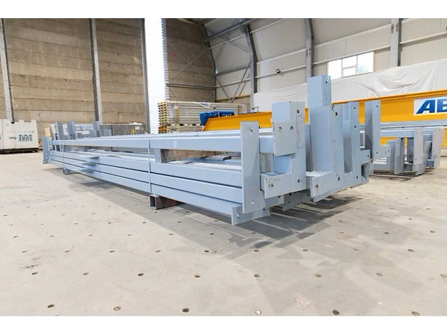 Staalconstructie 25x49 meter – hal met kantoor - afbeelding 54 van  87