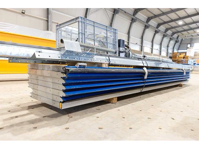 Staalconstructie 25x49 meter – hal met kantoor - afbeelding 62 van  87