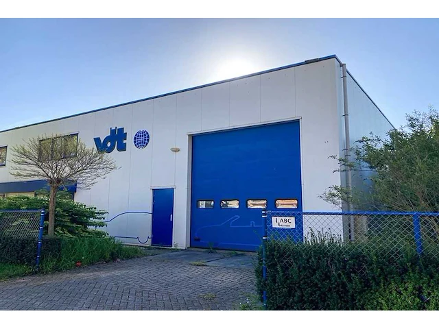 Staalconstructie 25x49 meter – hal met kantoor - afbeelding 84 van  87