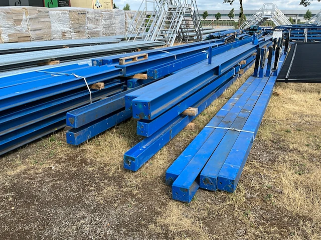 Staalconstructie 27x40 meter - afbeelding 10 van  33