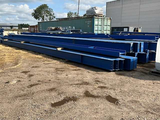 Staalconstructie 27x40 meter - afbeelding 13 van  33