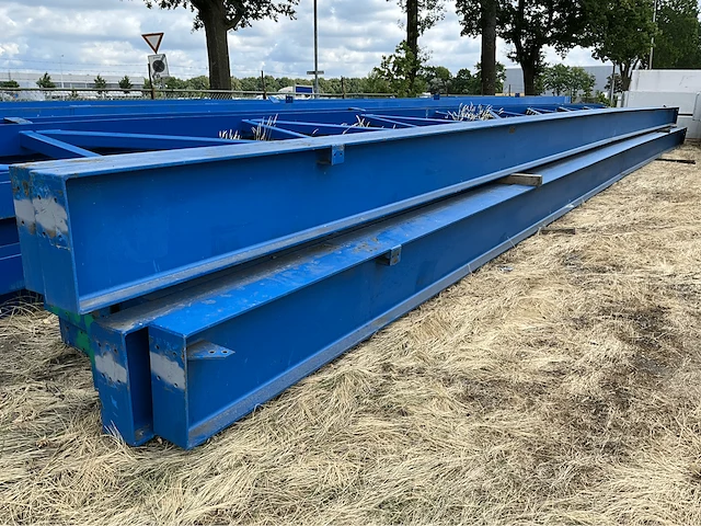 Staalconstructie 27x40 meter - afbeelding 14 van  33