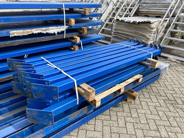 Staalconstructie 27x40 meter - afbeelding 21 van  33