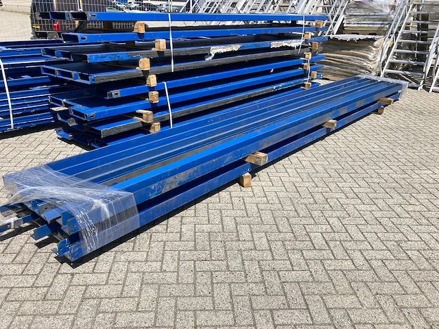 Staalconstructie 27x40 meter - afbeelding 24 van  33