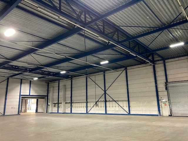Staalconstructie 27x40 meter - afbeelding 28 van  33