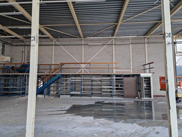 Staalconstructie (28,80x 23,40 mtr) (674m2) - afbeelding 5 van  38