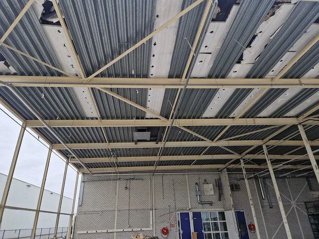 Staalconstructie (28,80x 23,40 mtr) (674m2) - afbeelding 6 van  38