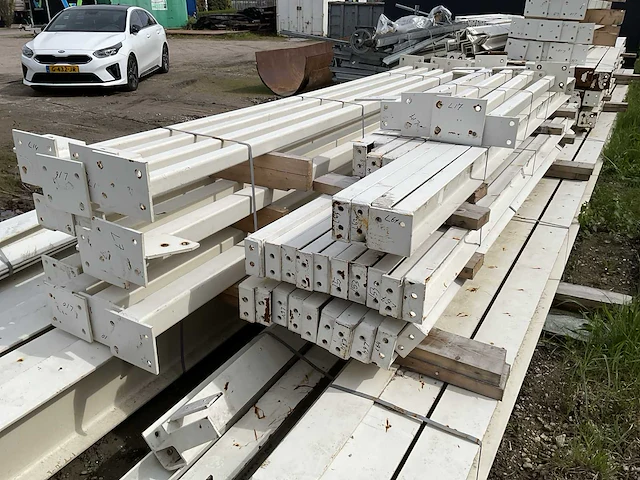 Staalconstructie (28,80x 23,40 mtr) (674m2) - afbeelding 17 van  38