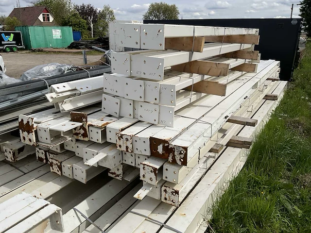 Staalconstructie (28,80x 23,40 mtr) (674m2) - afbeelding 18 van  38