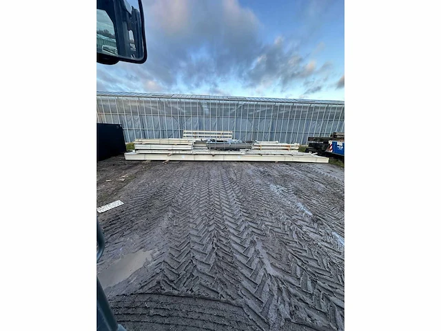 Staalconstructie (28,80x 23,40 mtr) (674m2) - afbeelding 35 van  38