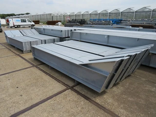 Staalconstructie 30 x 60 meter (1800m2) - afbeelding 13 van  33