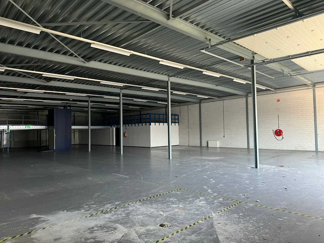 Staalconstructie (30x35 mtr) (1050m2) - afbeelding 22 van  36