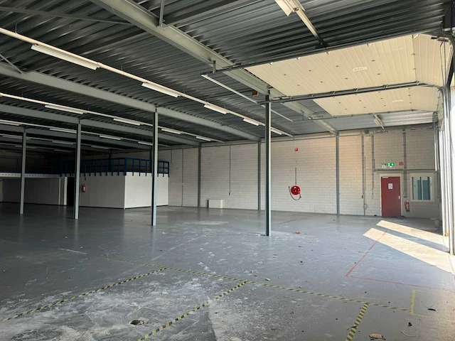 Staalconstructie (30x35 mtr) (1050m2) - afbeelding 36 van  36