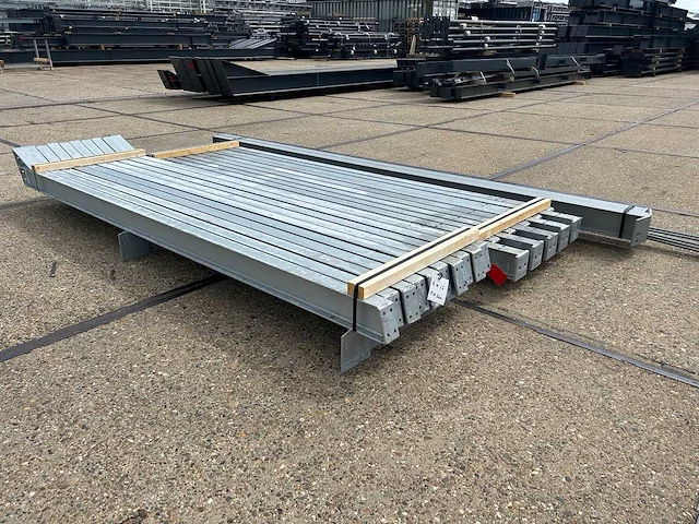 Staalconstructie 6.00 x 16.00 meter (96m2) - afbeelding 2 van  9