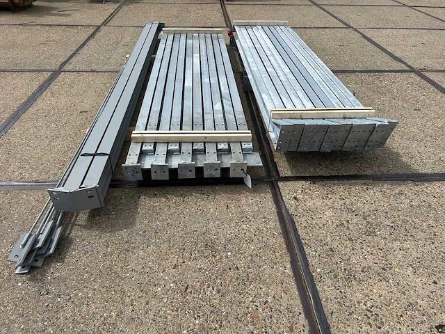 Staalconstructie 6.00 x 16.00 meter (96m2) - afbeelding 6 van  9