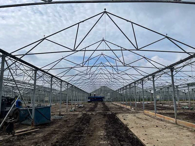 Staalconstructie 6,40 x 18 mtr (115m2) - afbeelding 1 van  15